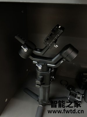 内幕实情曝光:DJI大疆RS 2评测怎么样?质量真的很坑吗?使用八个月反馈! 内幕实情曝光:DJI大疆RS 2评测怎么样?质量真的很坑吗?使用八个月反馈!
