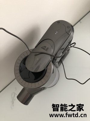 达人选择吐槽追觅v12和戴森v8差别哪个好??老司机吐槽优缺点 达人选择吐槽追觅v12和戴森v8差别哪个好??老司机吐槽优缺点
