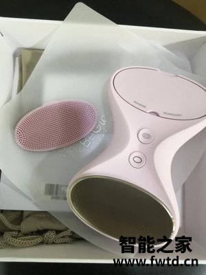 BeGlowTIA洁面仪洗脸仪,使用一个月就这样了,大家看一看! BeGlowTIA洁面仪洗脸仪,使用一个月就这样了,大家看一看!