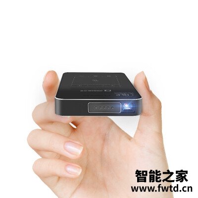 今日热搜：投影仪澳典M8 黑色究竟怎么样呢？爆料真实使用感受