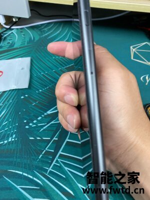 使用参考感受苹果iphone12和荣耀30哪个更好??使用三个月感受 使用参考感受苹果iphone12和荣耀30哪个更好??使用三个月感受