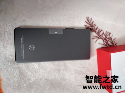 客观评价一加8t和三星S20选哪个好点？用后三个月感受反馈！！