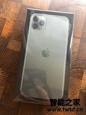 一起讨论分析苹果iphone12和11哪个好?用后优缺点评测揭秘 一起讨论分析苹果iphone12和11哪个好?用后优缺点评测揭秘