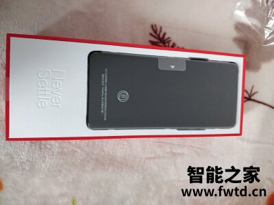 实力大比拼：一加8t和三星S20比较区别哪个好？优缺点总结分析！！