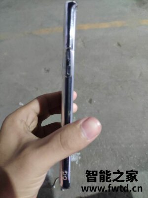 实力大比拼：一加8t和三星S20比较区别哪个好？优缺点总结分析！！