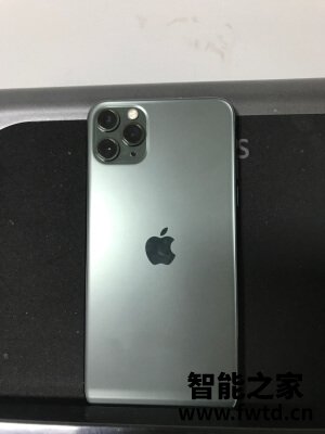 优缺点评测苹果iphone12pro和华为mate40pro区别哪个好??值不值的买? 优缺点评测苹果iphone12pro和华为mate40pro区别哪个好??值不值的买?