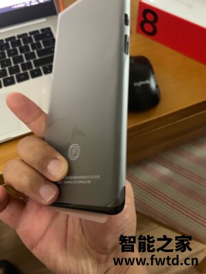 亲身使用分享一加8t和小米10至尊版哪个好??看完这篇就行了! 亲身使用分享一加8t和小米10至尊版哪个好??看完这篇就行了!