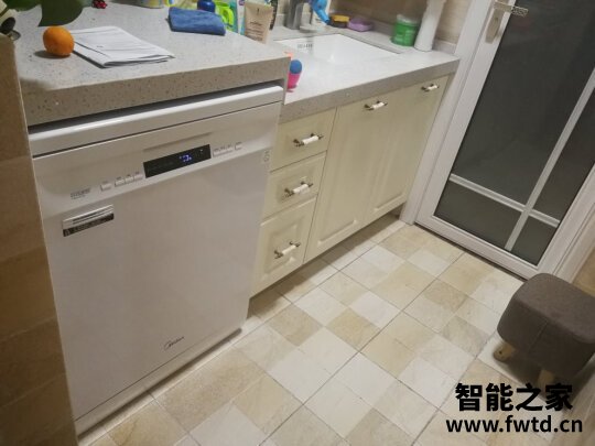 美的RX600洗碗机质量怎么样?要注意的优缺点? 美的RX600洗碗机质量怎么样?要注意的优缺点?