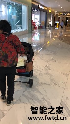elittile逸乐途小恐龙婴儿推车怎么样,测评一个月后感受!!!【缺点狠吐槽 elittile逸乐途小恐龙婴儿推车怎么样,测评一个月后感受!!!【缺点狠吐槽