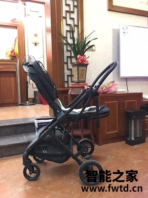 elittile逸乐途小恐龙婴儿推车怎么样,测评一个月后感受!!!【缺点狠吐槽 elittile逸乐途小恐龙婴儿推车怎么样,测评一个月后感受!!!【缺点狠吐槽