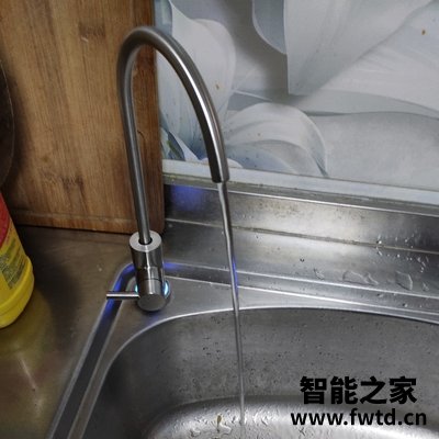 Re:亲身体验反馈:老板JV332A-600G净水器怎么样?值这个价格不?使用四个反馈问题!! .. Re:亲身体验反馈:老板JV332A-600G净水器怎么样?值这个价格不?使用四个反馈问题!! ..