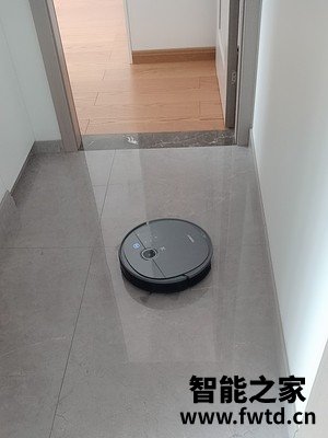 特想知道科沃斯扫地机器人DV35怎么样？质量垃圾不？