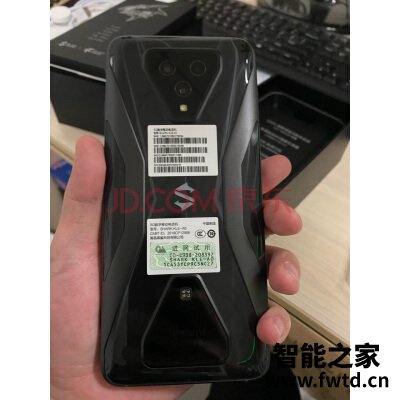 腾讯黑鲨游戏手机3S怎么样,使用一个月后感受!!!【真相不揭秘