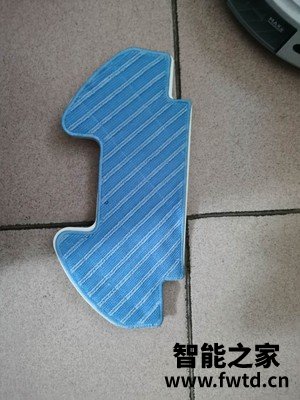 深度评测：美的I5扫地机器人测评怎么样呢？使用一年客观点评