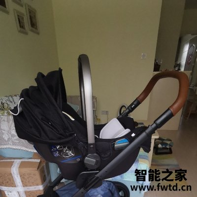 揭秘内幕NUNA PIPA婴儿提篮安全座椅怎么样？质量真的很菜？？