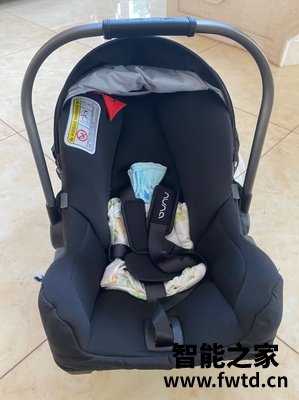 揭秘内幕NUNA PIPA婴儿提篮安全座椅怎么样？质量真的很菜？？