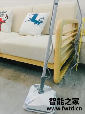 艾美特蒸汽拖把怎么样,测评一个月后解密!!!【缺点大吐槽