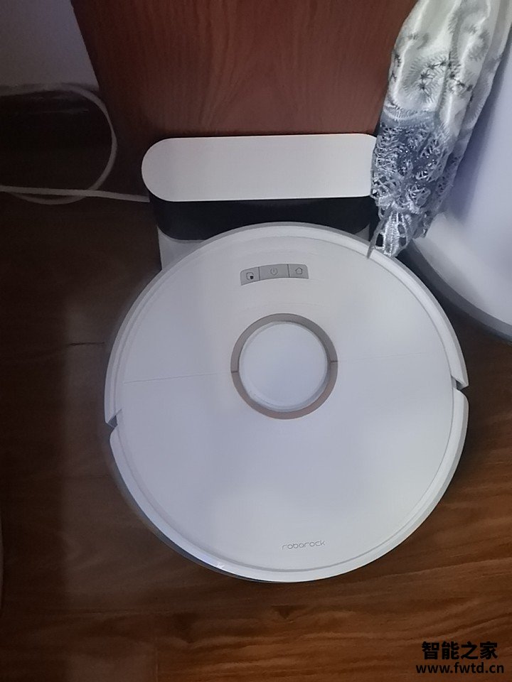 口碑爆料:yeedi一点k700扫地机器人怎么样??大家说有什么缺陷