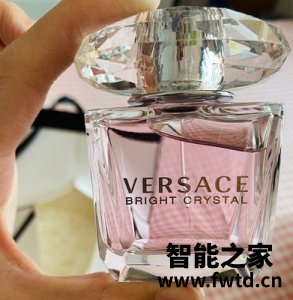 范思哲女士香水哪款最好闻,范思哲晶钻香水好闻吗