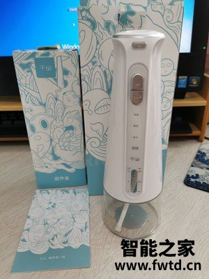 真相揭秘千山小喷泉冲牙器怎么样,测评一个月后感受!!!【缺点大吐槽