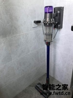 用户反馈Dyson戴森V11TorqueDrive怎么样,使用一个月后交流!!!【实话大揭秘