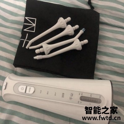 用户沟通千山小喷泉冲牙器怎么样,使用一个月后点评!!!【真相大吐槽