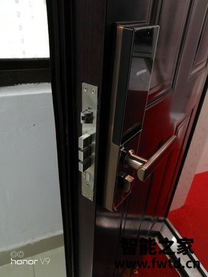 纠结，斑点猫指纹锁W400怎么样？到底是好还是差？？