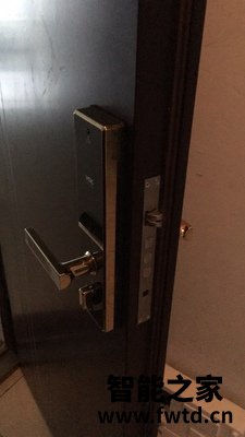 【质量讨论】VOC指纹锁V6怎么样？有哪些优缺点？