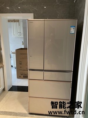 老司机吐槽日立R-WX690KC冰箱怎么样?使用五个月真的很后悔了!! 老司机吐槽日立R-WX690KC冰箱怎么样?使用五个月真的很后悔了!!