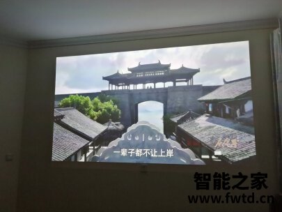 使用参考感受坚果J10投影仪究竟怎么样?分析优缺点如何!! 使用参考感受坚果J10投影仪究竟怎么样?分析优缺点如何!!
