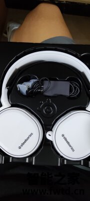 揭秘使用赛睿Arctis 寒冰5怎么样?一个月反馈测评感受