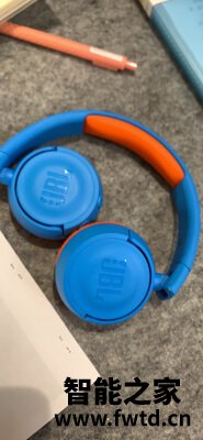 爆料测评JBL JR300BT怎么样?优缺点吐槽 爆料测评JBL JR300BT怎么样?优缺点吐槽