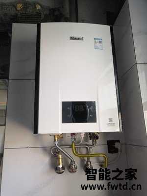 请注意:Rinnai林内R32F智能即热燃气热水器怎么样?最新评价值得一看! 请注意:Rinnai林内R32F智能即热燃气热水器怎么样?最新评价值得一看!