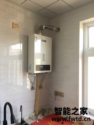 新手小白求助能率F4水量伺服器燃气热水器怎么样?的确很好用吗? 新手小白求助能率F4水量伺服器燃气热水器怎么样?的确很好用吗?
