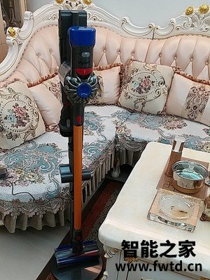 内幕爆料:戴森V8 Fluffy优缺点揭露评测 内幕爆料:戴森V8 Fluffy优缺点揭露评测