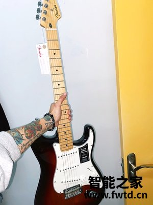墨芬Fender 芬达电吉他靠谱吗?问一下。 墨芬Fender 芬达电吉他靠谱吗?问一下。