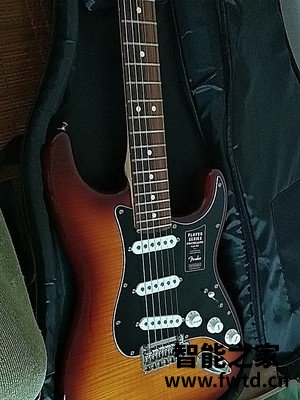 墨芬Fender 芬达电吉他靠谱吗?问一下。 墨芬Fender 芬达电吉他靠谱吗?问一下。