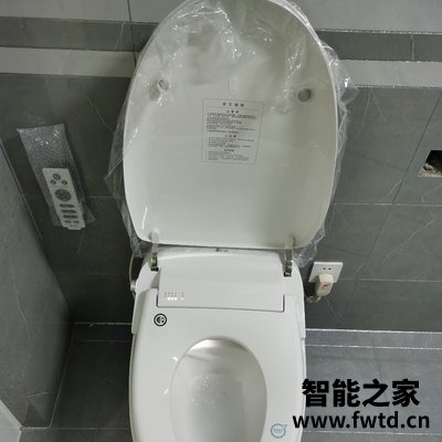 东鹏卫浴智能马桶怎么样？听说有人彻底后悔了是吗!