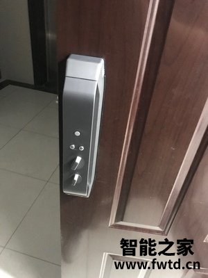 大家说小嘀智能指纹锁V5P怎么样？一个月使用彻底后悔吗