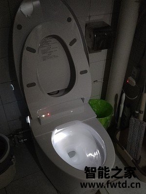 说真的BJB便洁宝智能马桶怎么样,使用一个月后分享!!!【质量大吐槽 说真的BJB便洁宝智能马桶怎么样,使用一个月后分享!!!【质量大吐槽