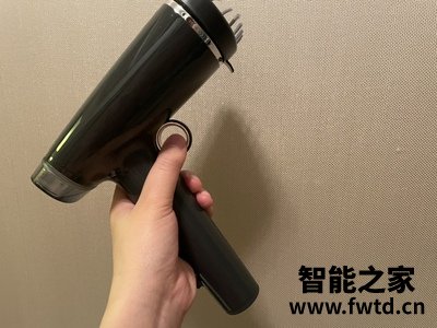 摩飞手持挂烫机怎么样真实感受曝光评测,不看后悔! 摩飞手持挂烫机怎么样真实感受曝光评测,不看后悔!