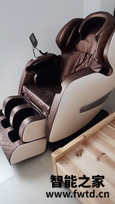 问下对比：荣泰6880和6810哪个好点，区别明显吗怎么选择！