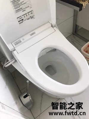 问题反馈TOTO卫浴智能马桶盖TCF345CS怎么样,使用一个月后实话!!!【交流大揭