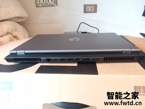 redmig和暗影骑士擎哪个好呢，区别明显吗怎么选择！ 