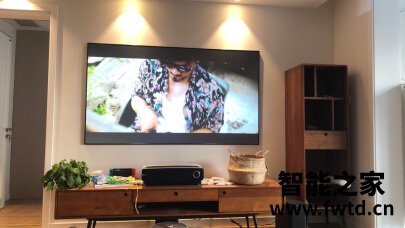使用吐槽：索尼85x8000h和三星82q60哪个好？？使用参数分析