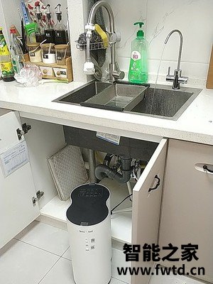 飞利浦车载空气净化器GP9301怎么样口碑很爆？使用十天后大吐槽！ 