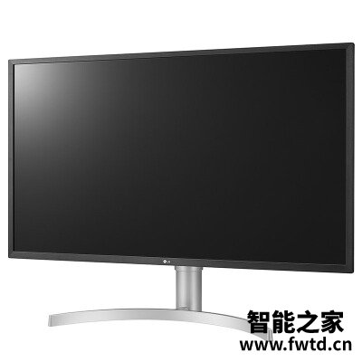 谁知道lg32ul750和32UK550区别哪个好？？理性分析一下！！