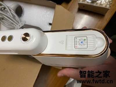 韩国大宇手持挂烫机真实使用感受,不吹不黑买前必看 韩国大宇手持挂烫机真实使用感受,不吹不黑买前必看