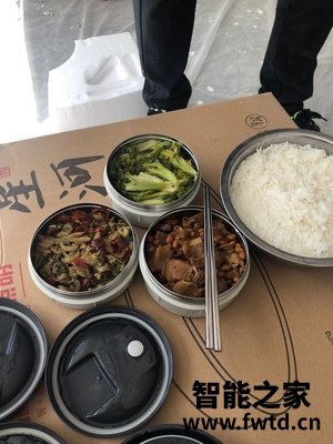 泰福高保温桶质量怎么样?泰福高保温桶和苏泊尔保温桶哪个好?金钥匙和泰福 泰福高保温桶质量怎么样?泰福高保温桶和苏泊尔保温桶哪个好?金钥匙和泰福