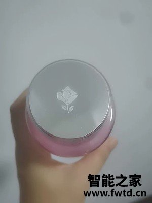 柔肤水使用方法,兰蔻大粉水怎么用 